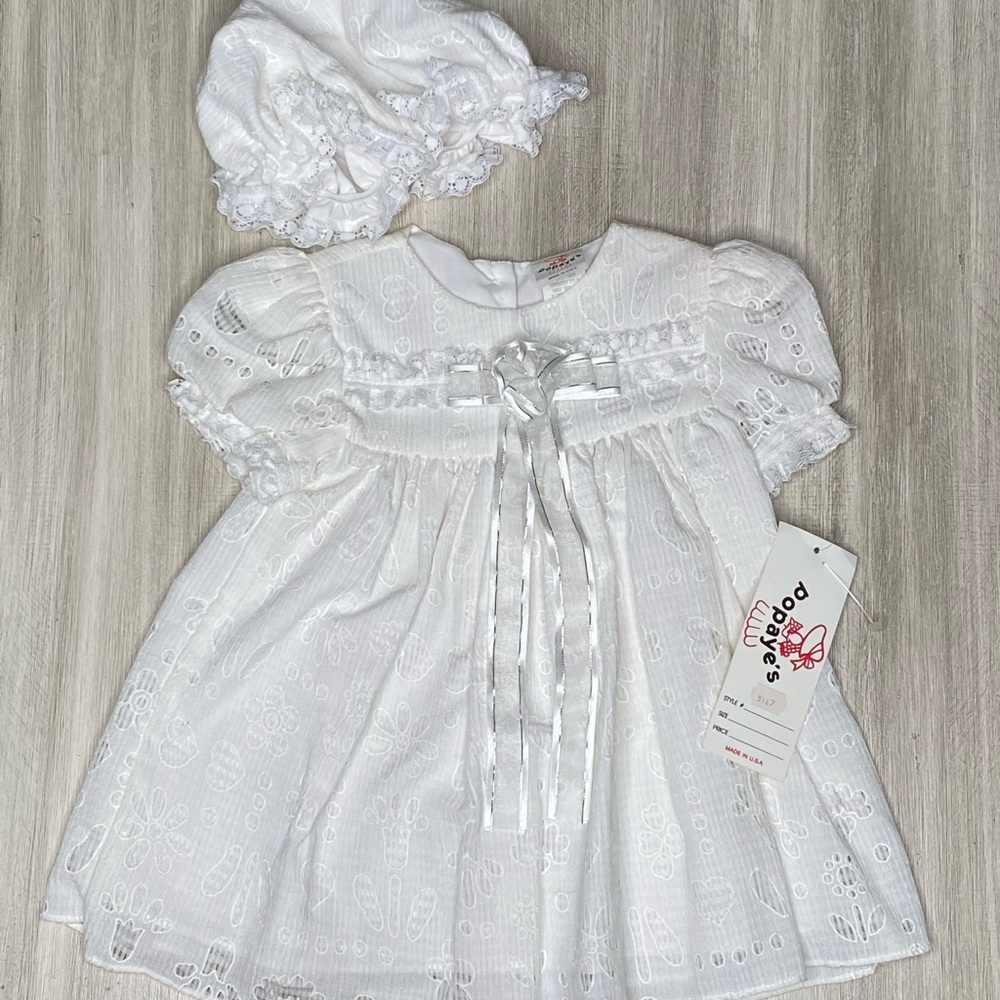 VTG Baby Dress Popaye's White Medium w/bonnet